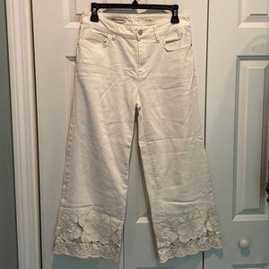 Pilcro off- white pants with decorative bottoms